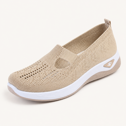 Orthonell Support Flow™_ergonomische_schoen_model_foto_zijaanzicht_kleur_beige_wit